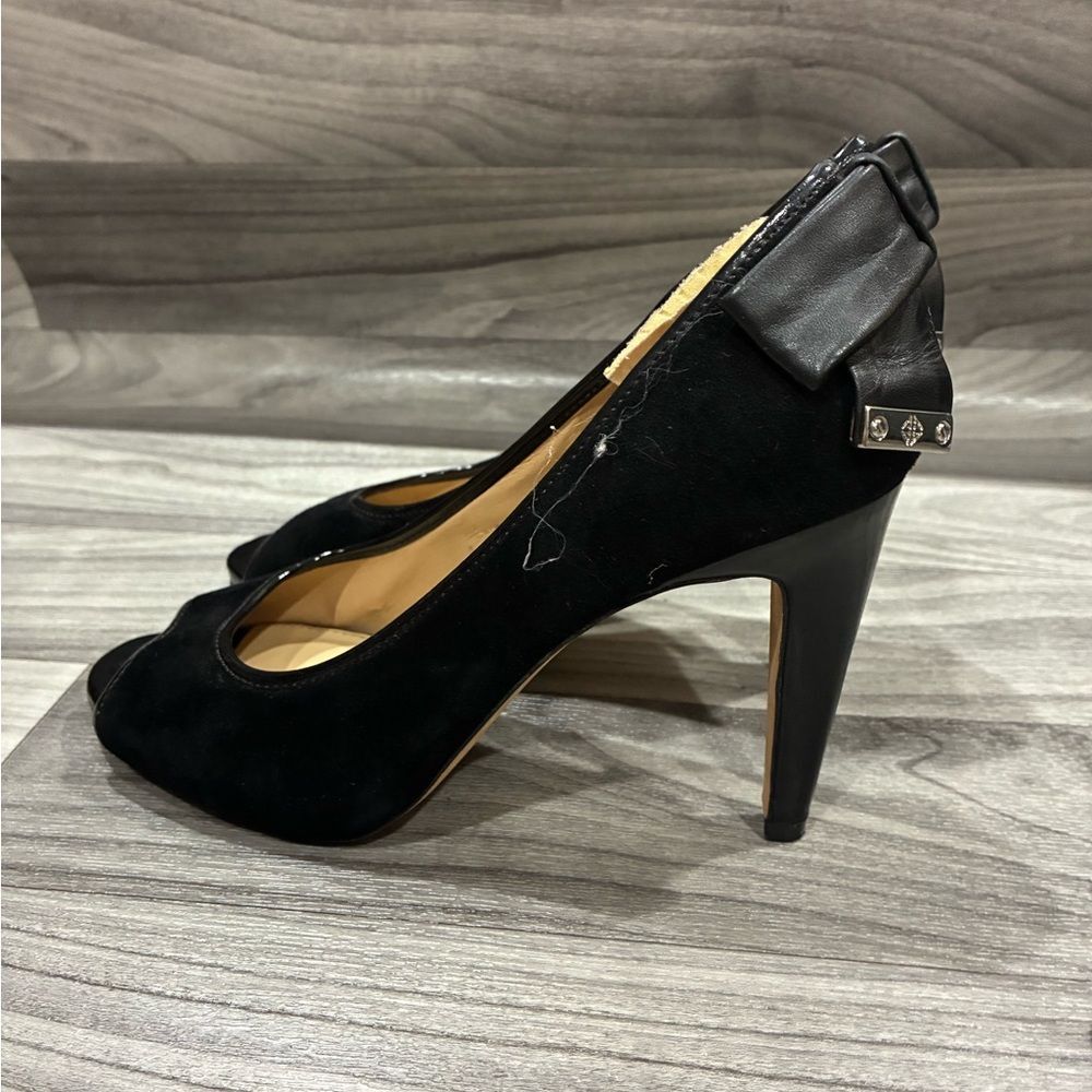 Antonio Melani Black Suede Patent Bow Peep Toe Heels | Size 6 M